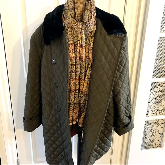Vintage Lisa Fashion  Doable breasted quilted Coat made in Canada Toronto 🇨🇦 - Picture 5 of 15